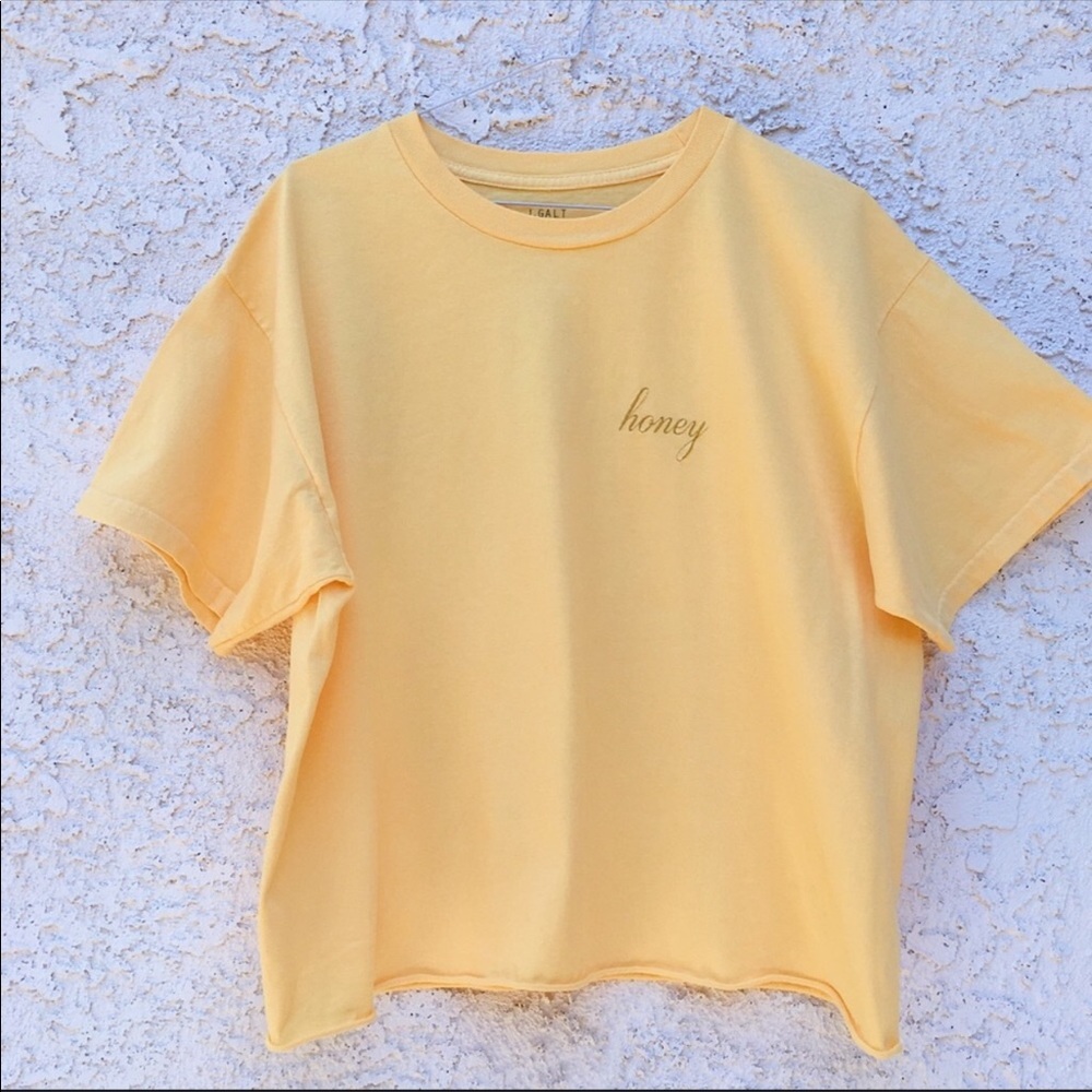 Brandy Melville Honey T-shirt 🐝